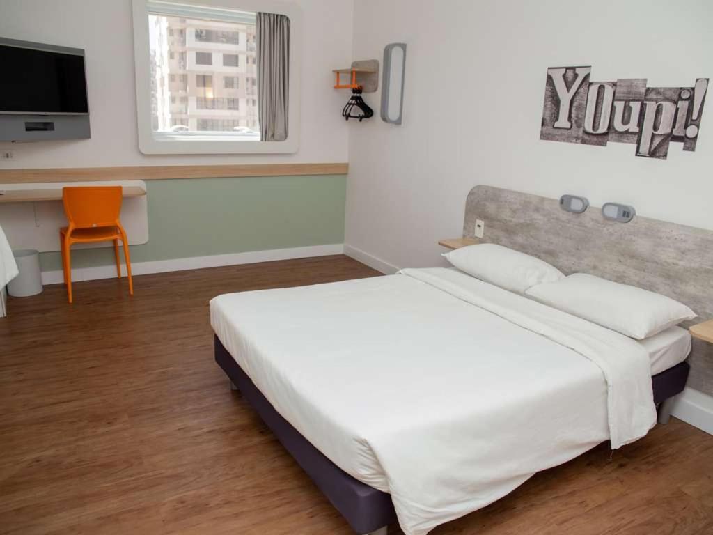 Ibis Budget Campinas Aquidaban Kültér fotó